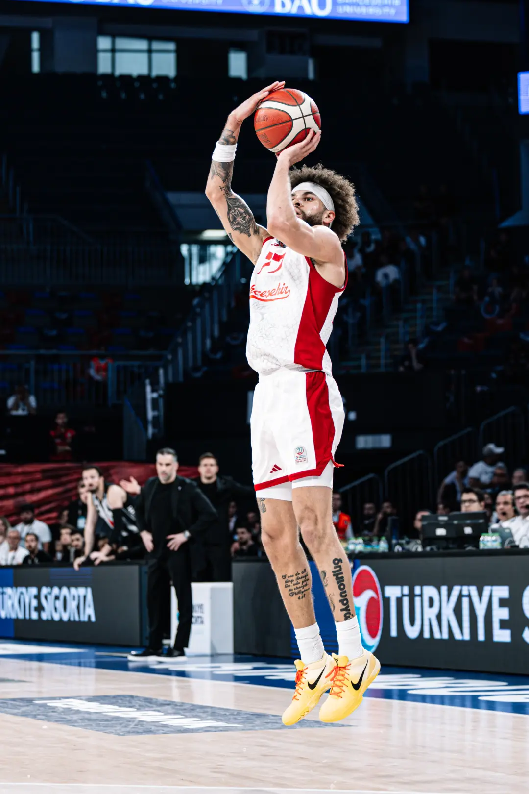 BSL 2025-2026 Sezonu | Play-off | Yarı Final | 4. Maç | Bahçeşehir Koleji - Beşiktaş Gain