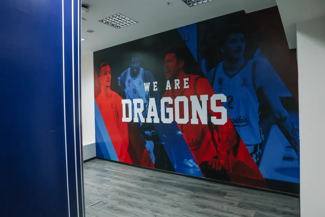 Evimiz Sinan Erdem Spor Salonu’nda giydirme çalışmalarına devam ediyoruz!