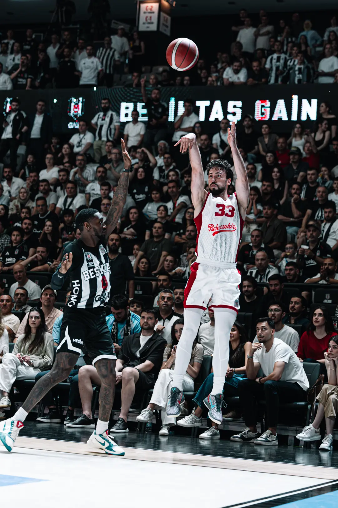 BSL 2025-2026 Sezonu | Play-off | Yarı Final | 2. Maç | Beşiktaş Gain - Bahçeşehir Koleji