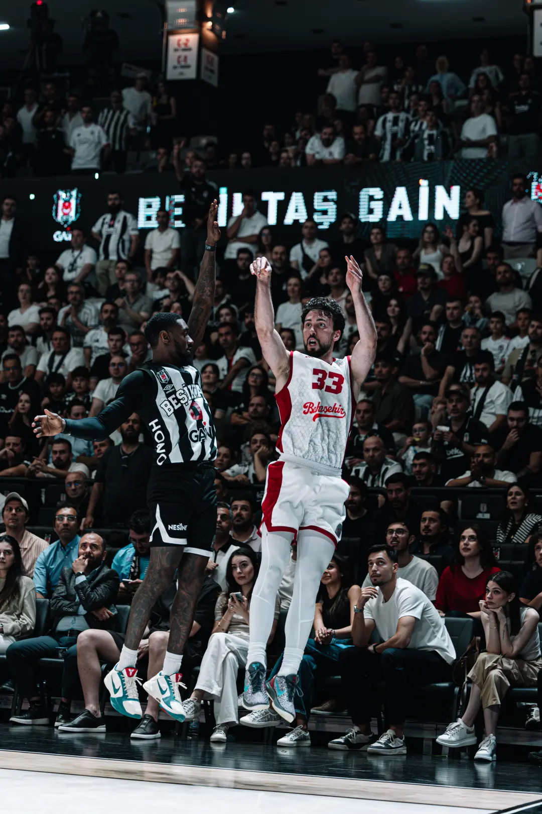 BSL 2025-2026 Sezonu | Play-off | Yarı Final | 2. Maç | Beşiktaş Gain - Bahçeşehir Koleji