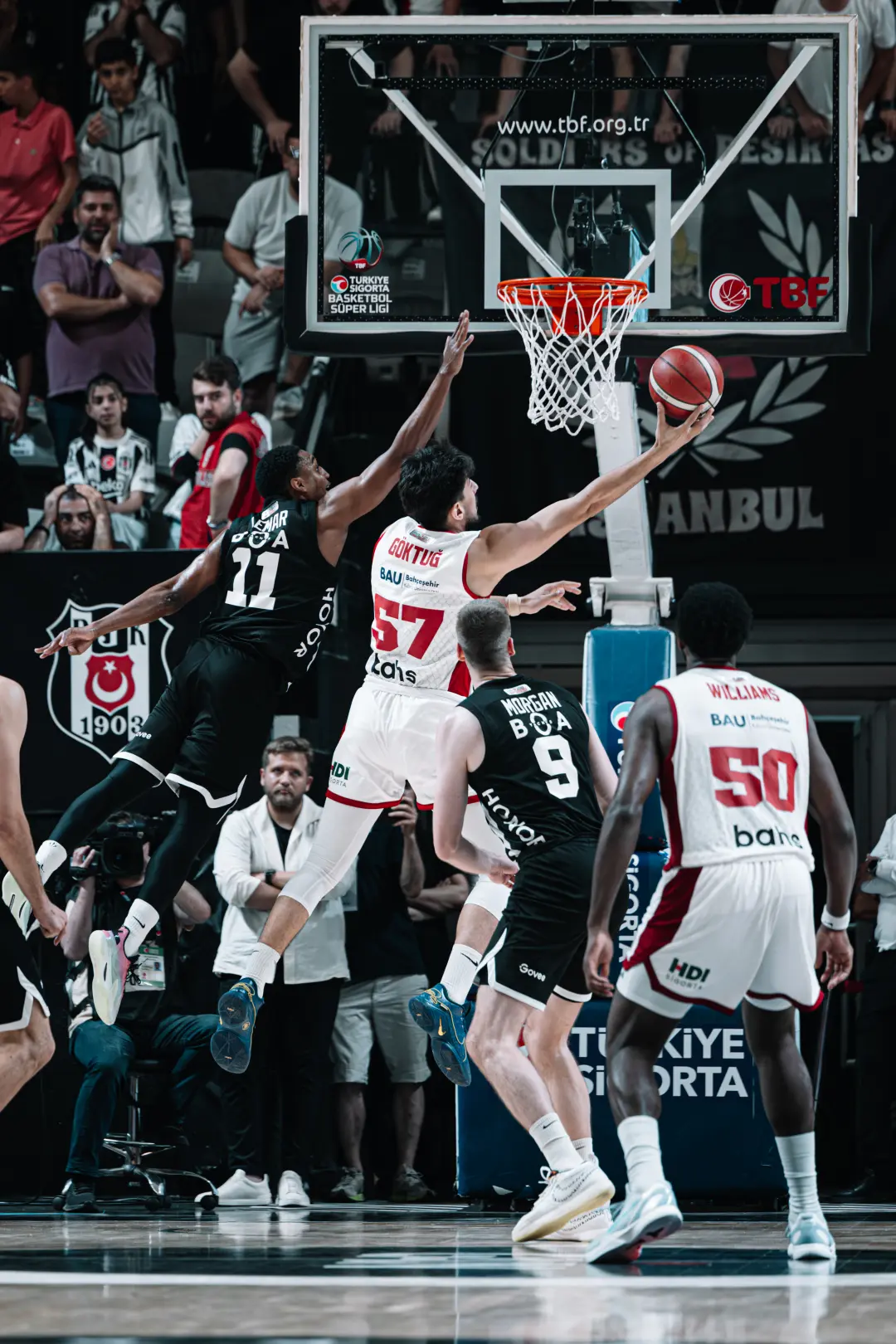 BSL 2025-2026 Sezonu | Play-off | Yarı Final | 2. Maç | Beşiktaş Gain - Bahçeşehir Koleji