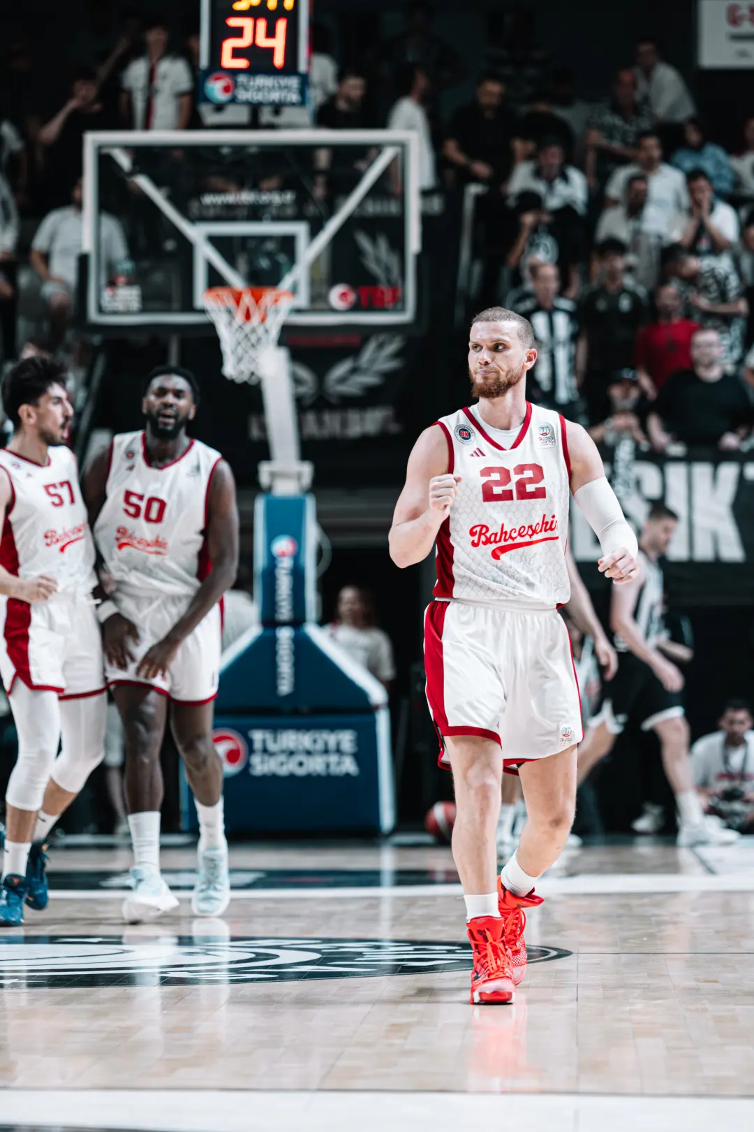 BSL 2025-2026 Sezonu | Play-off | Yarı Final | 2. Maç | Beşiktaş Gain - Bahçeşehir Koleji