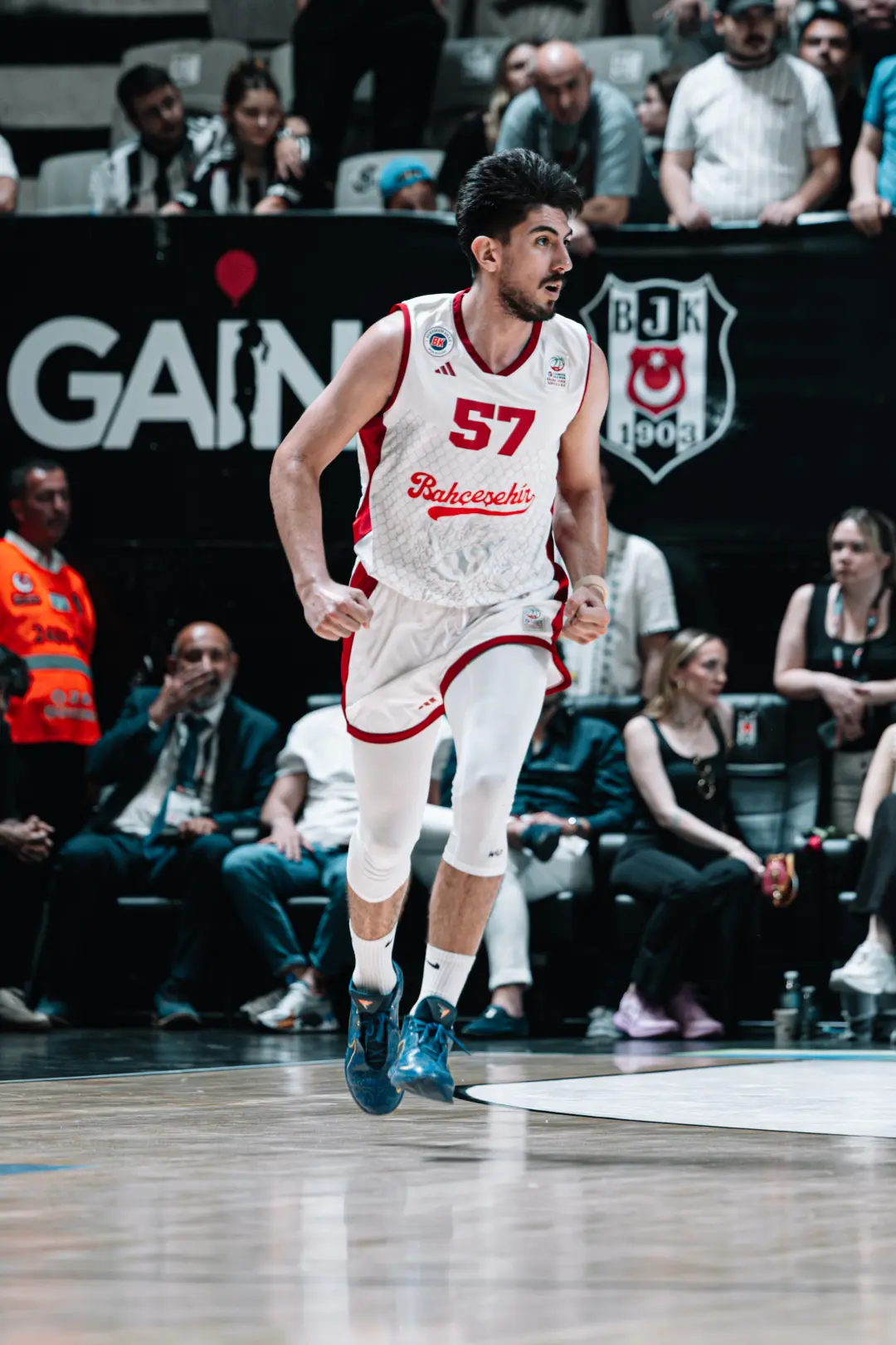 BSL 2025-2026 Sezonu | Play-off | Yarı Final | 2. Maç | Beşiktaş Gain - Bahçeşehir Koleji