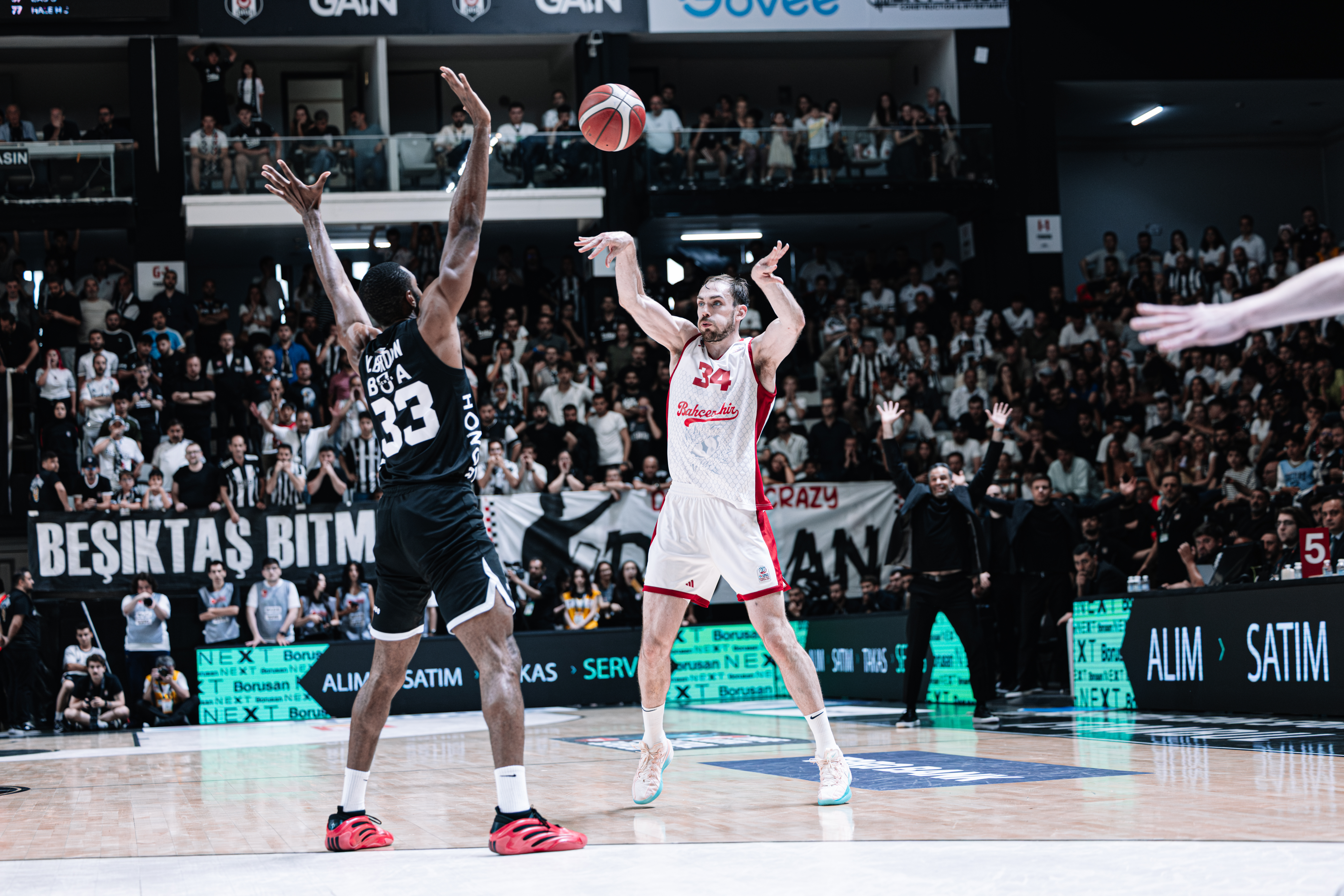BSL 2025-2026 Sezonu | Play-off | Yarı Final | 5. Maç | Beşiktaş Gain - Bahçeşehir Koleji